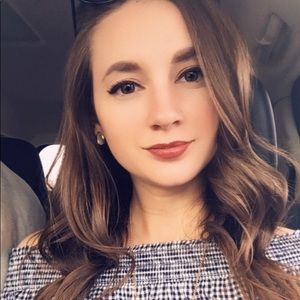 Meet your Posher, Megan